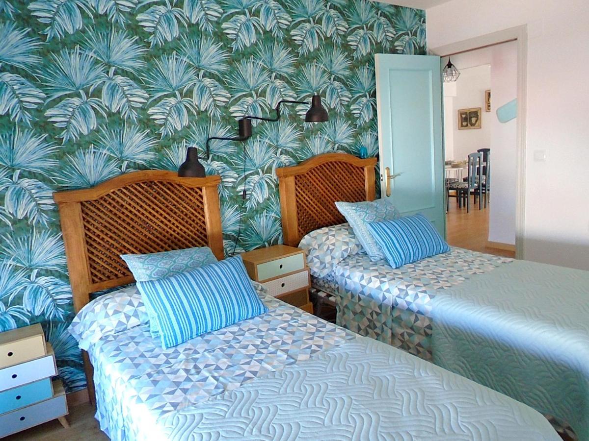 Apartamento Grao: Youthful Summer Retreat on Spain's Best Beach Gandia Exterior photo