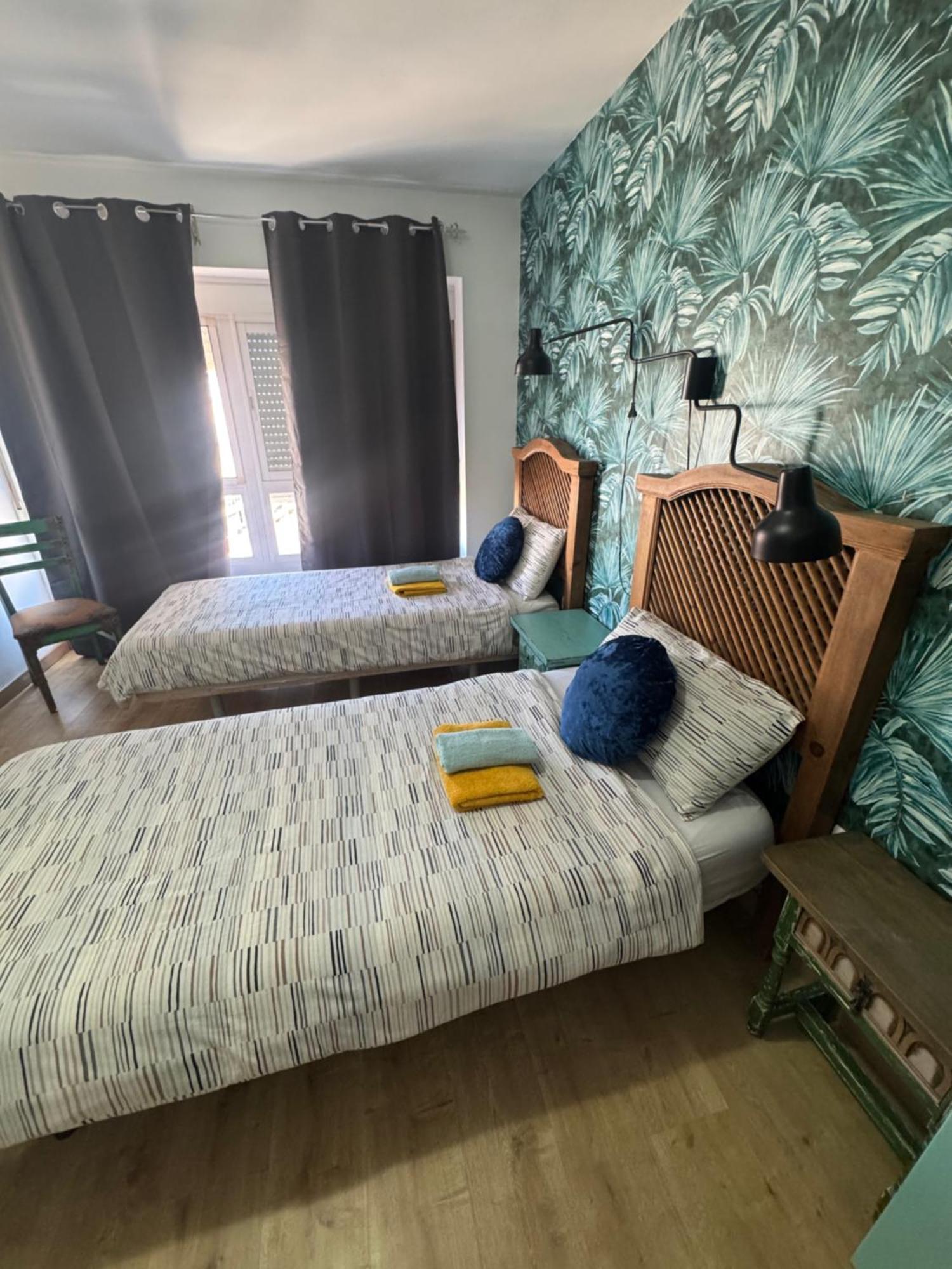 Apartamento Grao: Youthful Summer Retreat on Spain's Best Beach Gandia Exterior photo